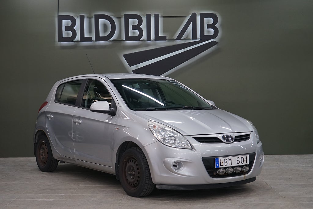Hyundai i20 5-dörrar 1.2 Select AUX NYBES NYSERV 77HK
