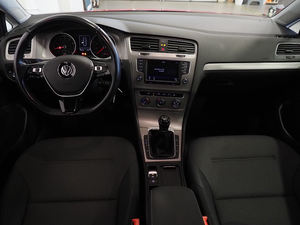 Volkswagen Golf Sportscombi 1.2 TSI 110hk | Drag | Backkamera | 2017