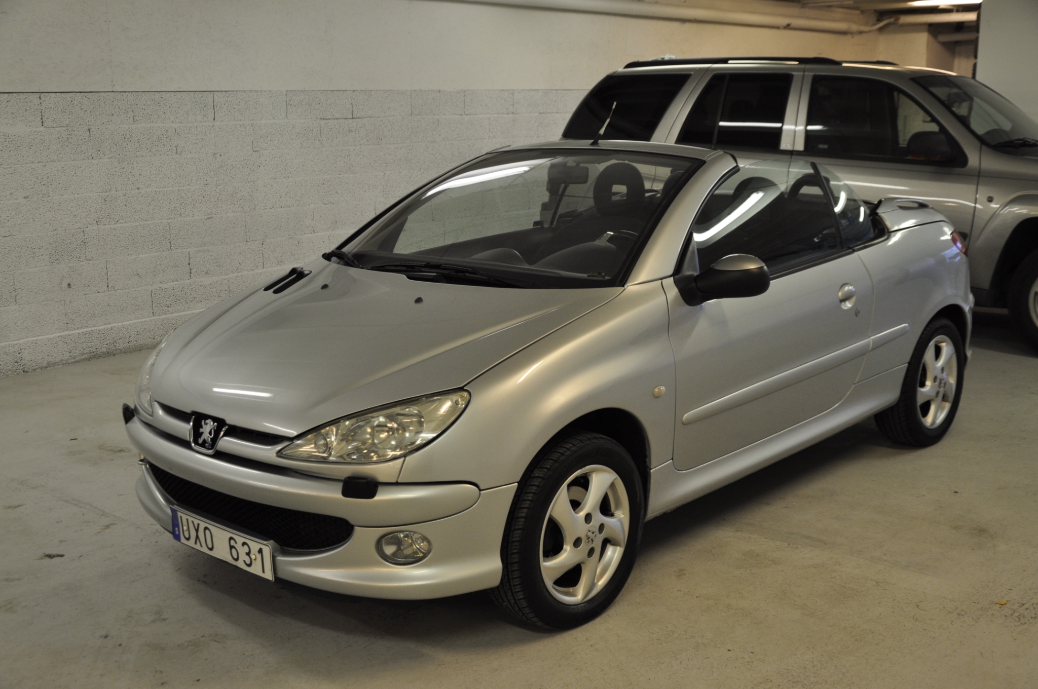 Peugeot 206 CC 1.6 Sport Cab Nyservad, bild 2/17