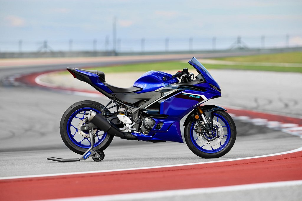 Yamaha R3 ABS 2025 NYHET BOKA NU YZF-R3 r3