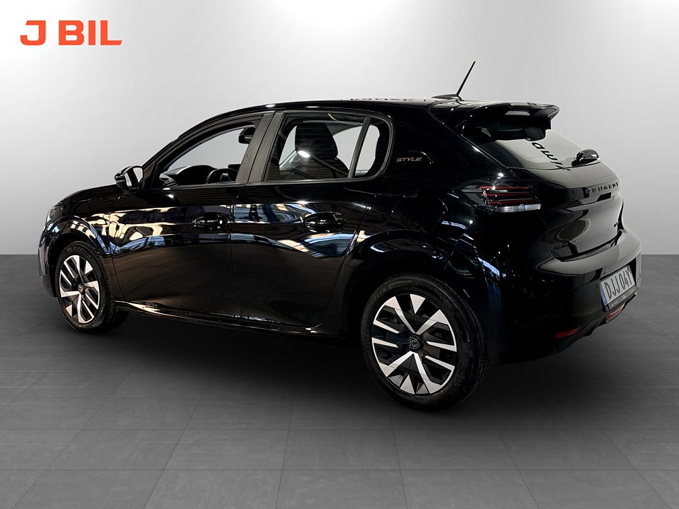 Bild på Peugeot 208 Style Hybrid 100hk Aut CARPLAY BACKSENSORER