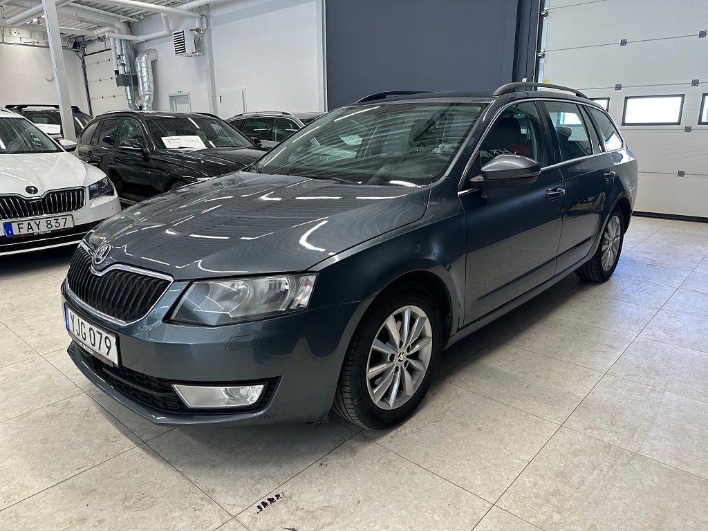 Skoda Octavia Kombi 1.0 TSI 4,99% Ambition/Dragkrok/Fjärr-Värm/Farth