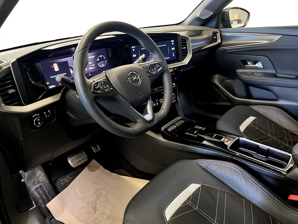 Bild på Opel Mokka Ultimate 1.2 PT 130hk Aut B-KAMERA CARPLAY