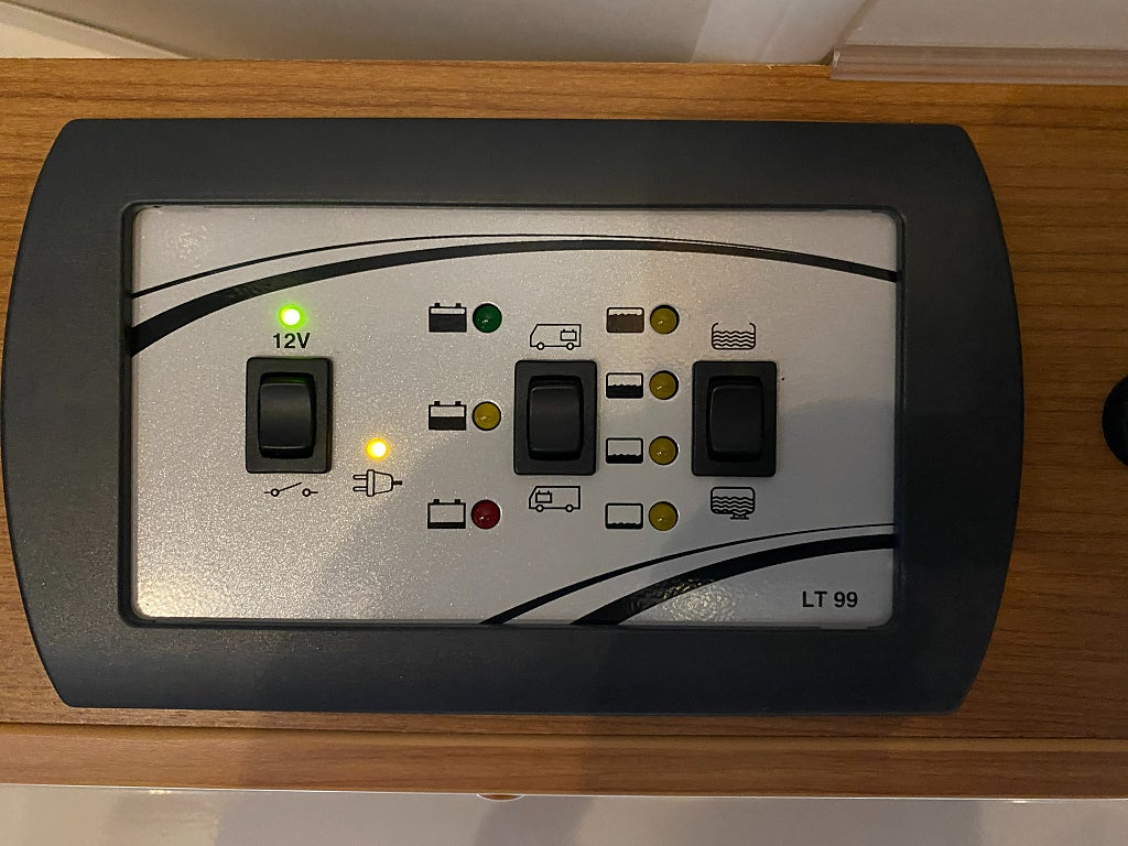 Carado A 241 / Solcell / B-körkort / Barnkammare / Cykelställ  - Carado