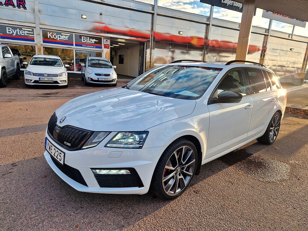 Skoda Octavia Combi RS 2.0 TSI Premium, RS, Panoramatak,NAV