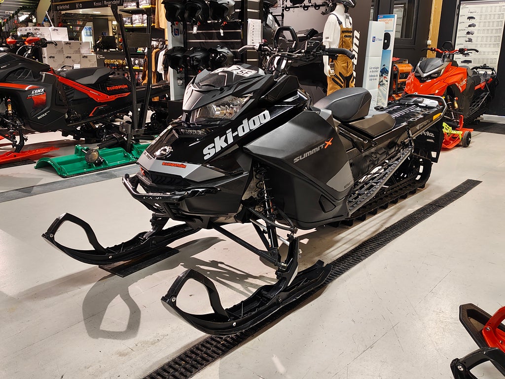 Ski-Doo Summit X 154 850 E-tec 2020 - miniatyr 2