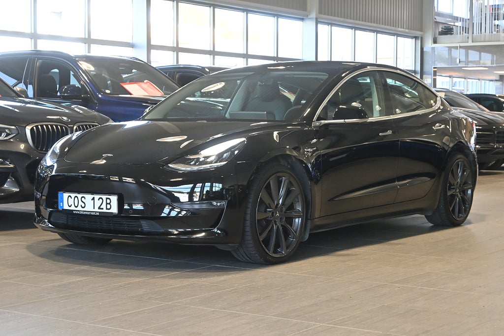 Tesla Model 3 Long Range AWD 440hk Drag MOMS