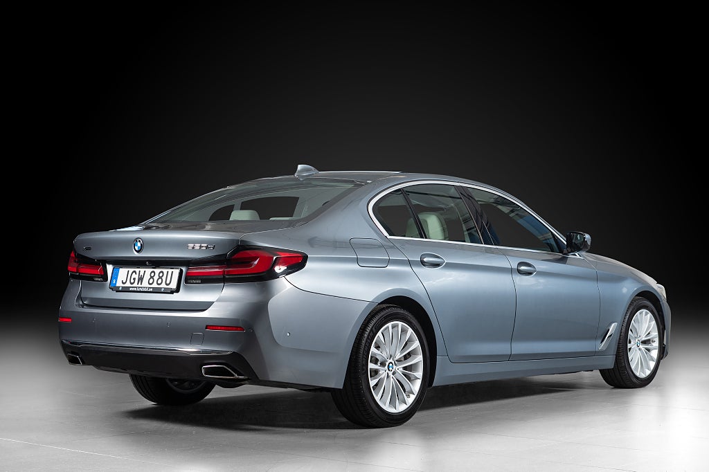 BMW 520d 2022 - miniatyr 2