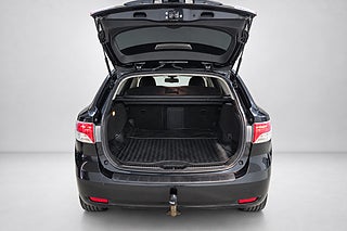 Toyota Avensis 2011 bild 8