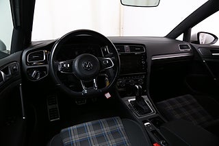 Halvkombi Volkswagen Golf 12 av 25