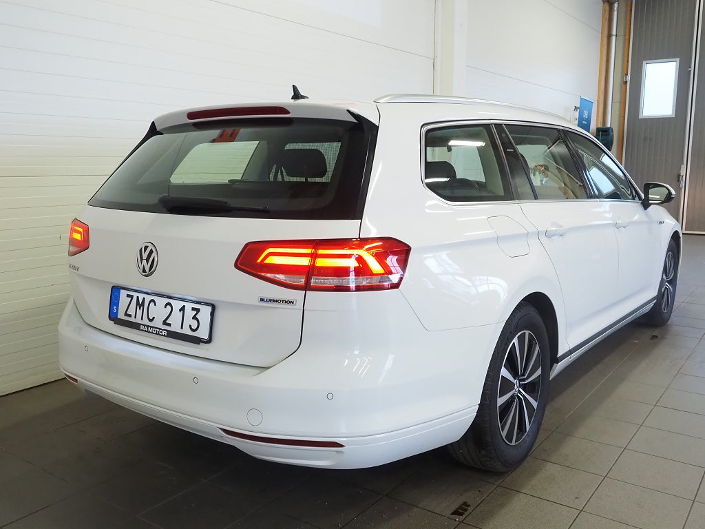 Volkswagen Passat Sportscombi 1.6 TDI 120hk Drag D-Värmare Kamera