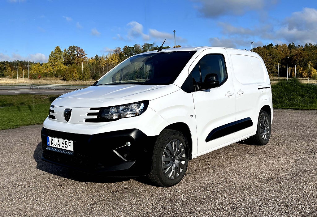 Peugeot Partner PLUS 1,5 HDi 100Hk. Värmare/LED/Drag/Backkamera