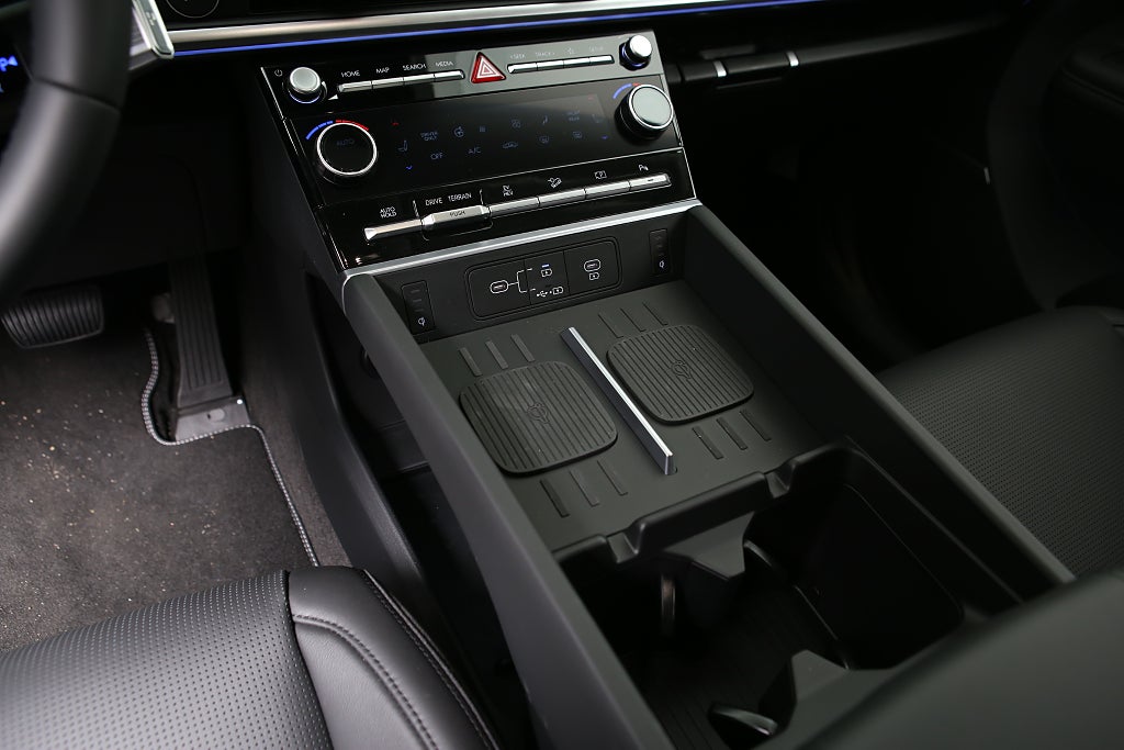 Hyundai Santa Fe Plug-In Hybrid 288hk Callighraphy Privatleasingkampanj!