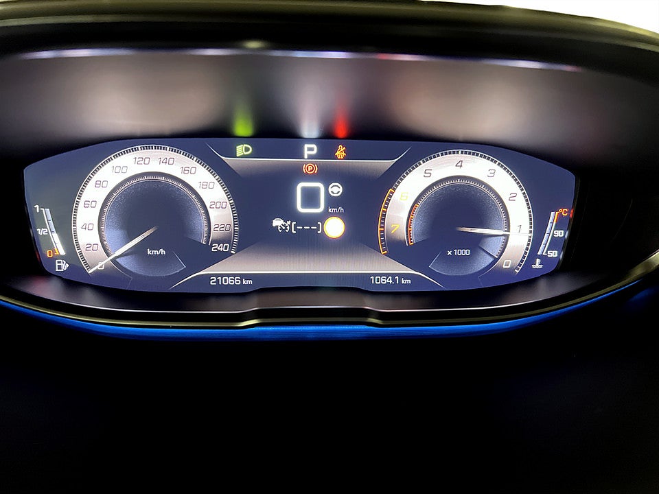 Bild på Peugeot 3008 GT 1.2 PT 130hk Aut B-KAMERA CARPLAY