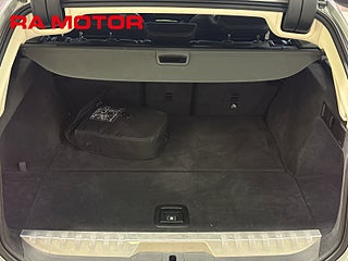 Kombi BMW 330e 16 av 27