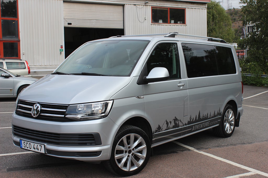 Volkswagen Caravelle T30 2.0 TDI BMT Comfortline Värmare/Drag Euro 6