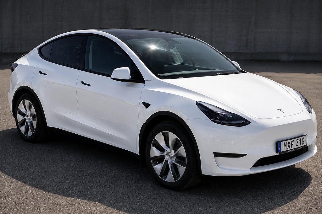 Tesla Model Y Standard Range RWD/ Vhjul ingår / 