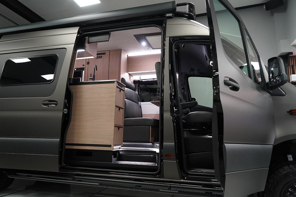 Mercedes-Benz Sprinter  2025 - miniatyr 41