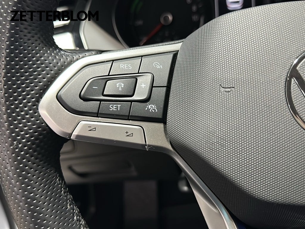 Kombi Volkswagen Passat 16 av 20