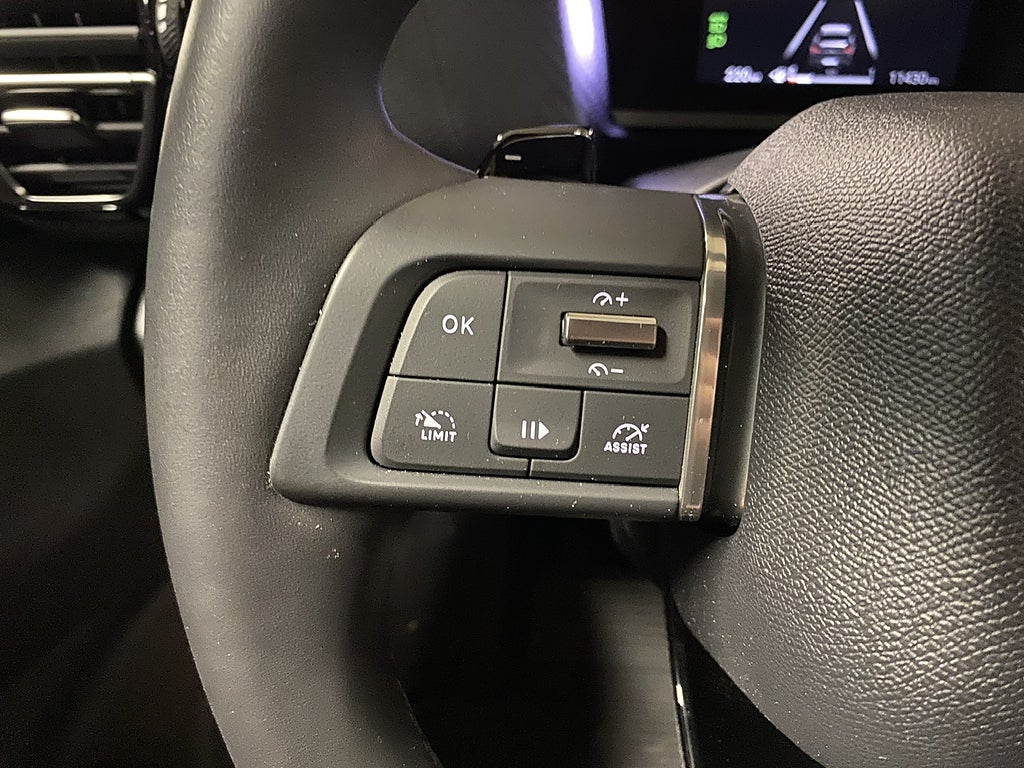 Bild på Citroën C4 X Shine 1.2 PT 130hk Aut - RATTVÄRME