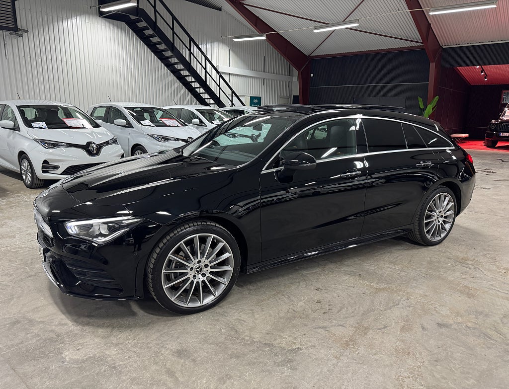 Mercedes-Benz CLA 250 e SB AMG/19T/Pano/Keyless/Krok/Wscreen/Panelljus/1B