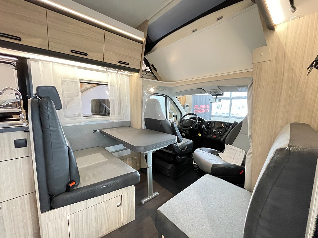 Sun Living A 75 SL / B-körkort / AC-Bodel / 5bältad / 900mil / El-patron / - Sun Living