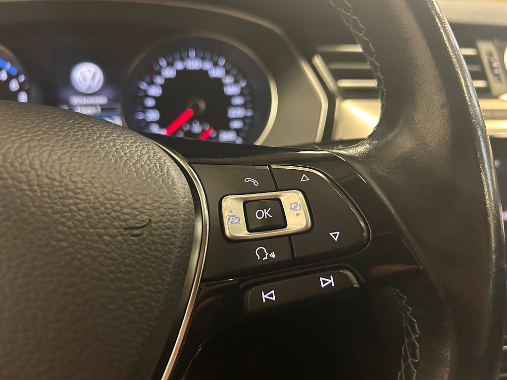 Volkswagen Passat SC GTE 218hk Plug-In |Drag|Värmare|Kamera| 2018