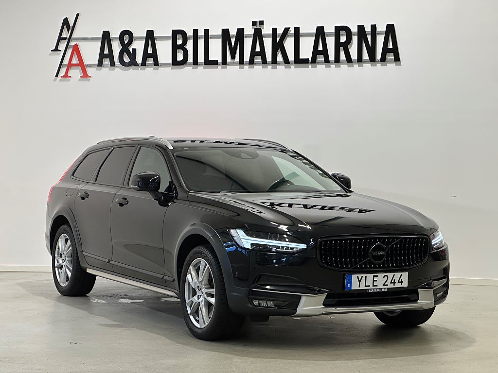 Volvo V90 Cross Country D4 AWD Geartronic Pro Läder Rattvärme Klimatpkt Drag