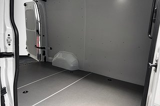 Transportbil - Skåp Nissan Interstar 10 av 15