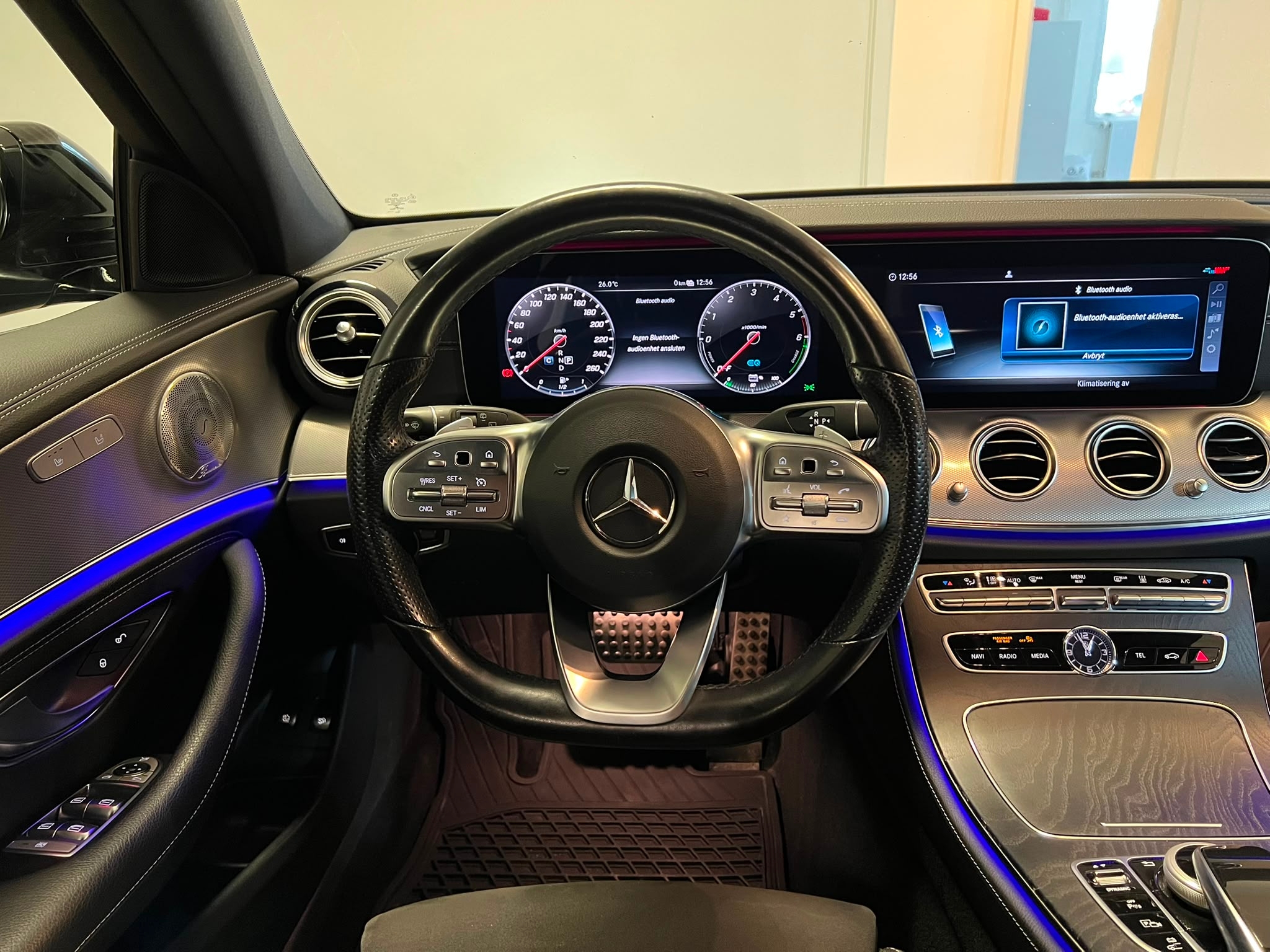 Mercedes-Benz E 2020, bild 7/48
