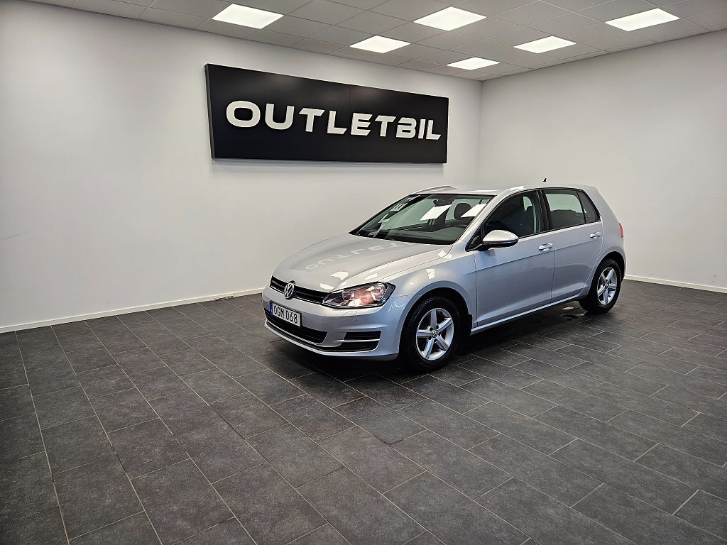 Volkswagen Golf 5-dörrar 1.2 TSI 110hk Automat Värmare PDC 1ägare