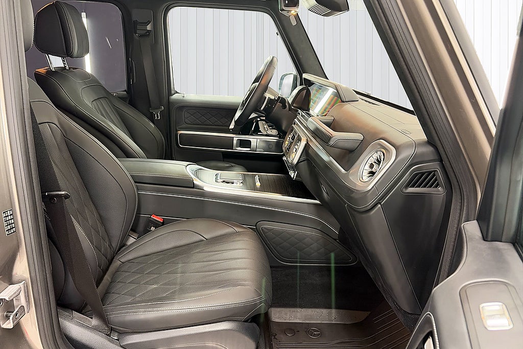 Mercedes-Benz G 2025