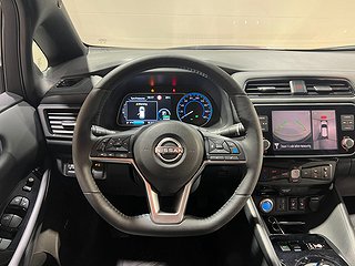 Halvkombi Nissan Leaf 11 av 20
