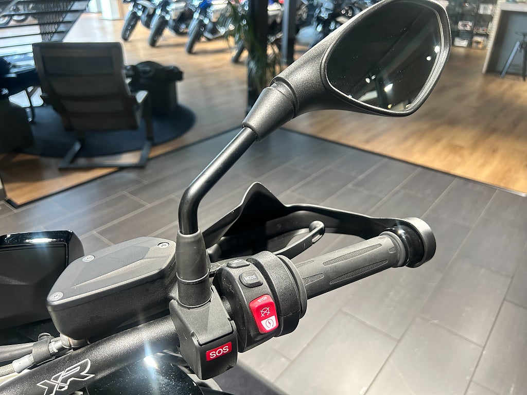 BMW S1000XR /LeoVincé/ConnectedNavigator/1025 mil