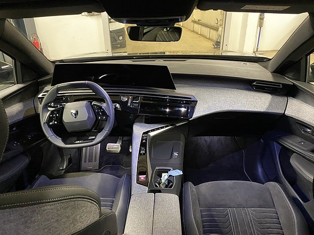 Bild på Peugeot 5008 GT HYBRID 136hk AUT - 7-SITS, ALCANTARA