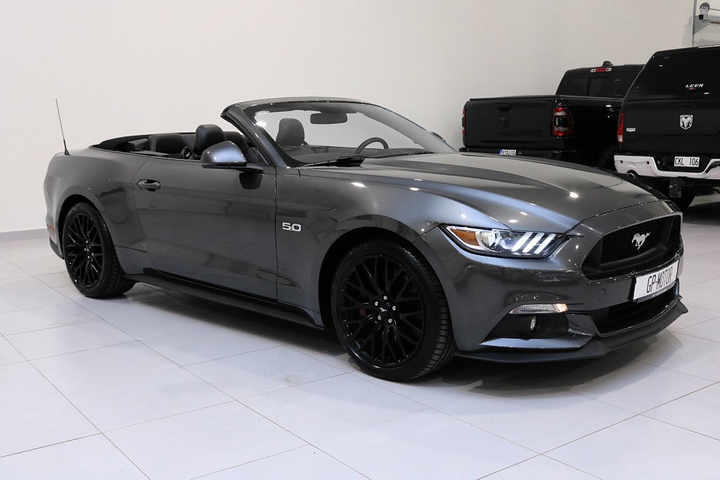 Ford Mustang GT convertible 420hk / Helskinn / Backkamera
