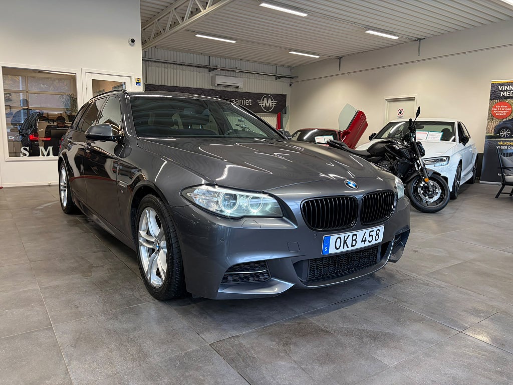BMW 520d xDrive Touring M Sport Dragkrok Keyless P-Sensorer