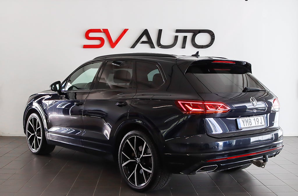 Volkswagen Touareg R eHybrid MOMS Innovation Luftfjädring Dynaudio HuD
