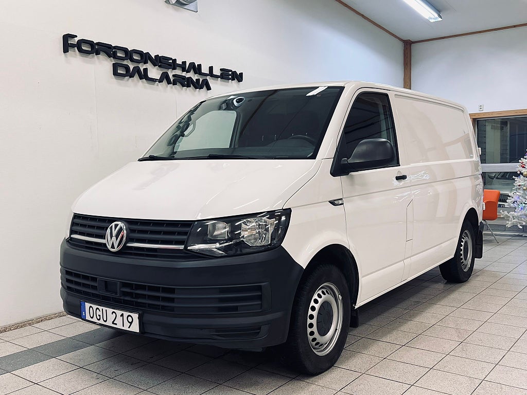 Volkswagen Transporter T30 2.0 TDI BMT Dragkrok / Inredning 