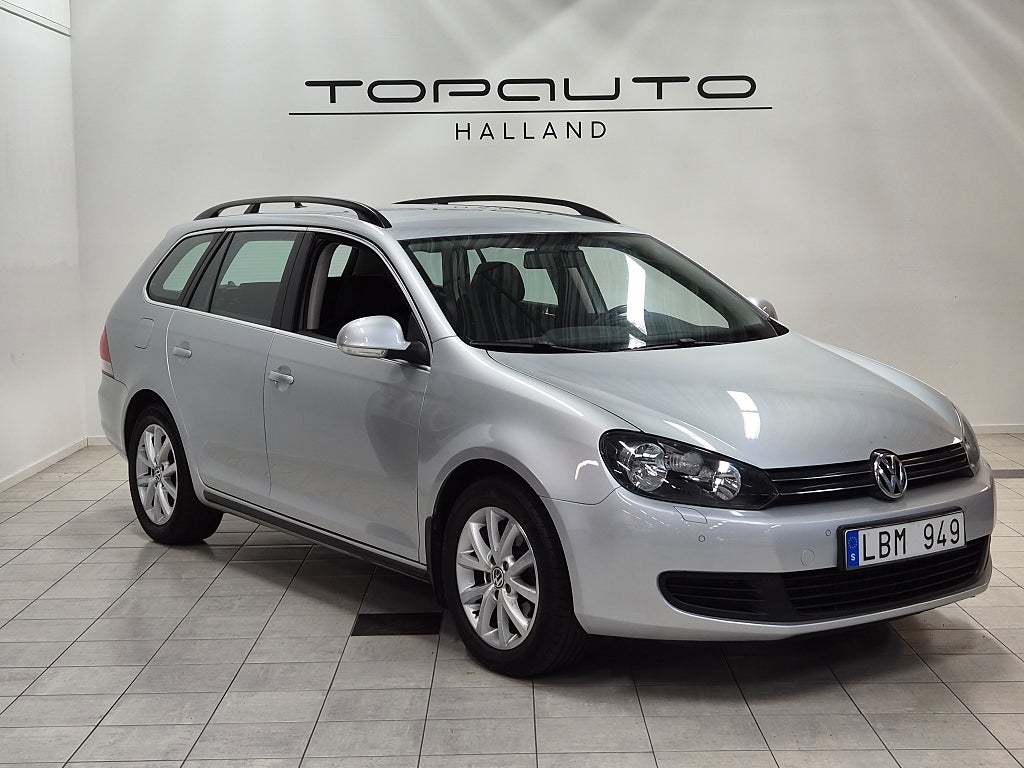Volkswagen Golf Variant 1.6 TDI |Dragkrok|Nyservad|1-Ägare|Navigation