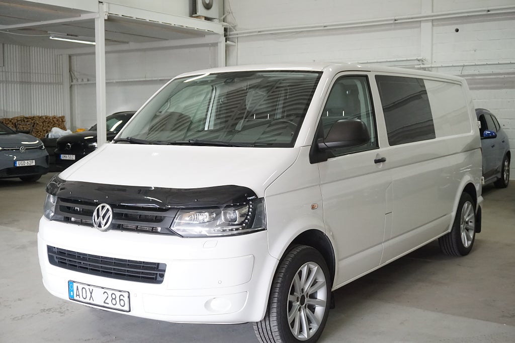 Volkswagen Transporter Kombi T30 2.0 TDI Trendline Crossbuss 5-Sits