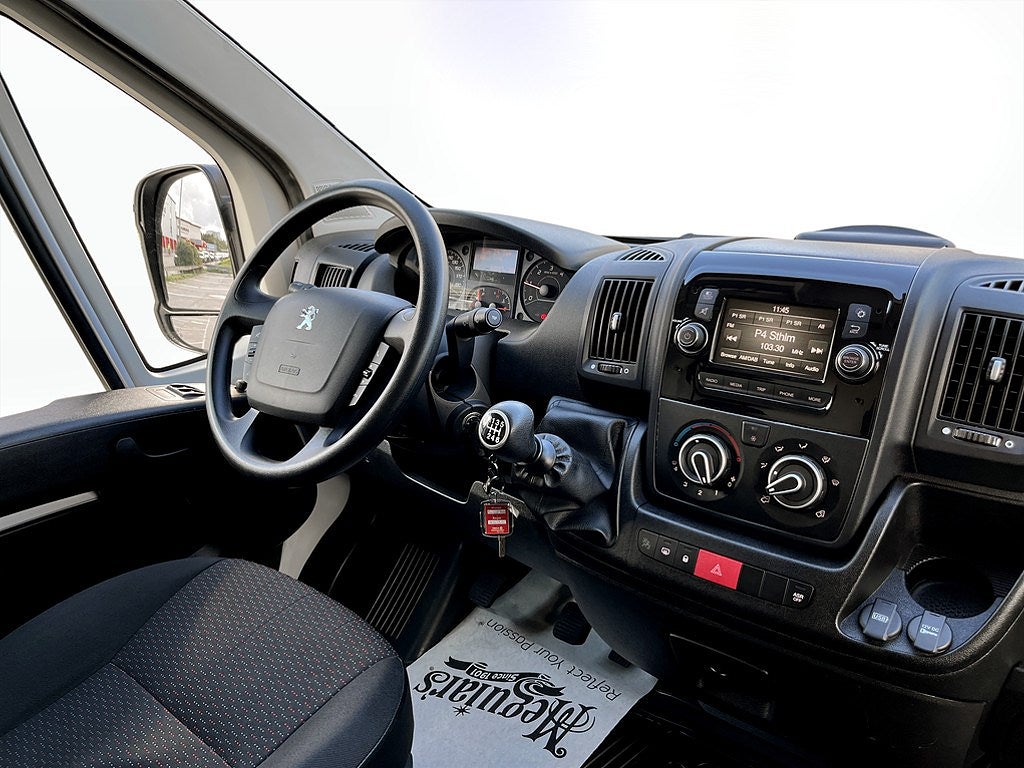 Bild på Peugeot Boxer Van 335 PRO+ 2.2 BHDi 140hk Aut L3H2 - B-KAMERA, DRAG