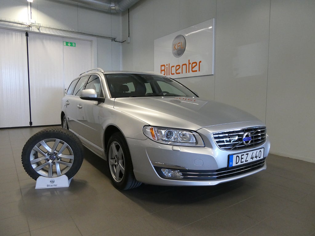 Volvo V70 D3 Classic Summum Aut-Drag-Värm-SoV *Kamremsbytt*  