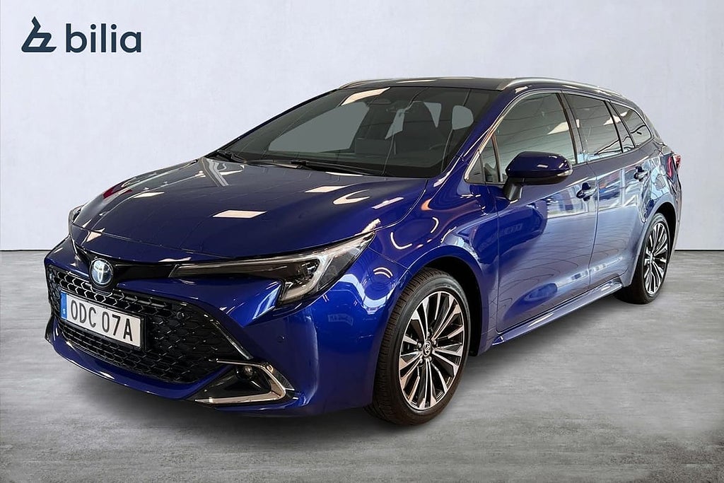Toyota Corolla 1,8 HYBRID TOURING SPORTS Style Navi Värmare