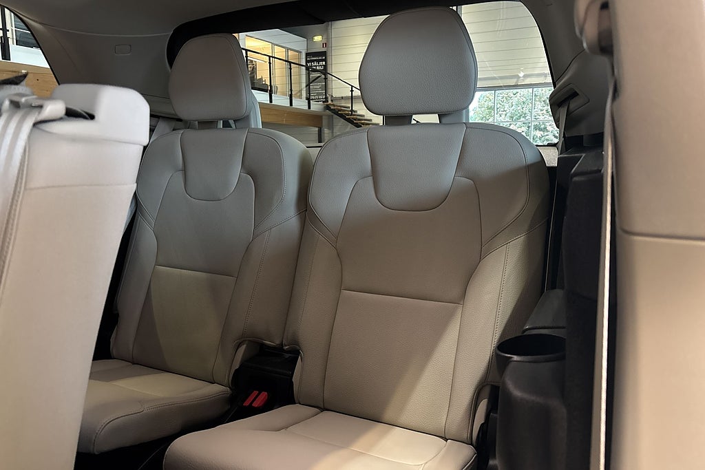 Volvo XC90 7-seater Recharge T8 AWD Geartronic Plus Bright