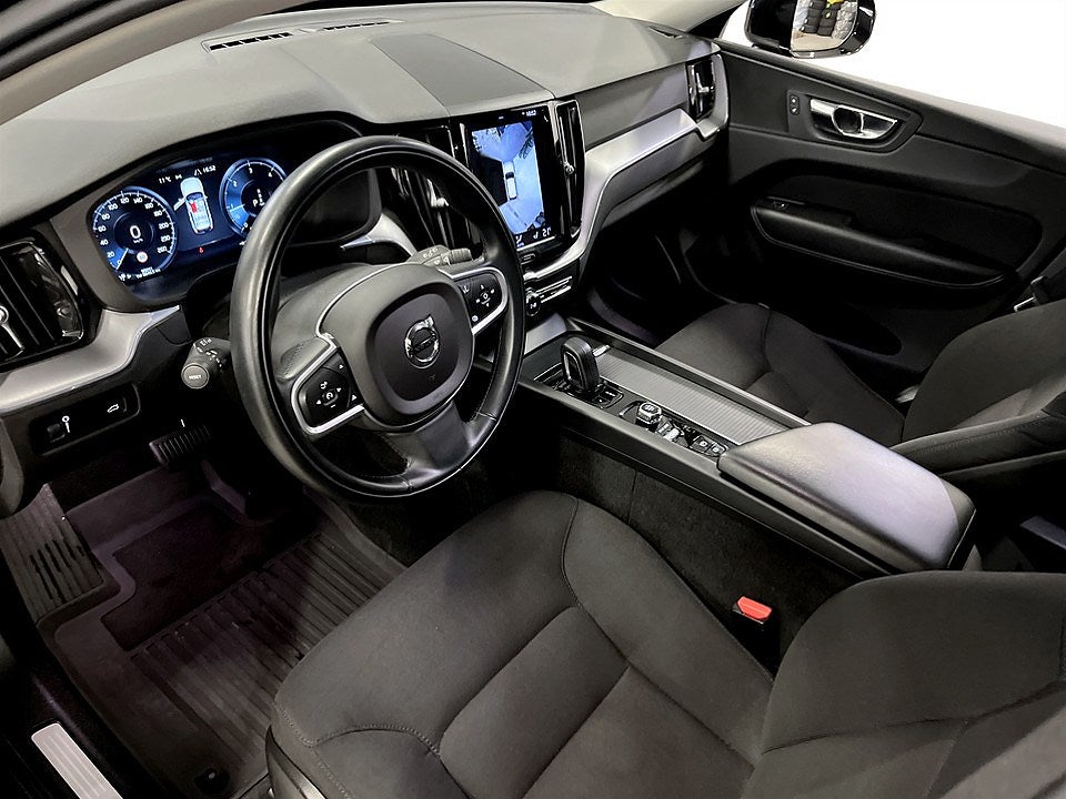 Bild på Volvo XC60 Momentum B4 Geartronic 197hk Aut - 360-KAMERA, ELSTOL