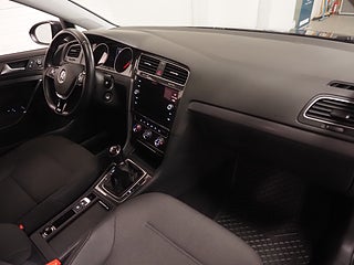 Halvkombi Volkswagen Golf 10 av 21