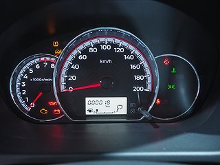 Halvkombi Mitsubishi Space Star 18 av 20