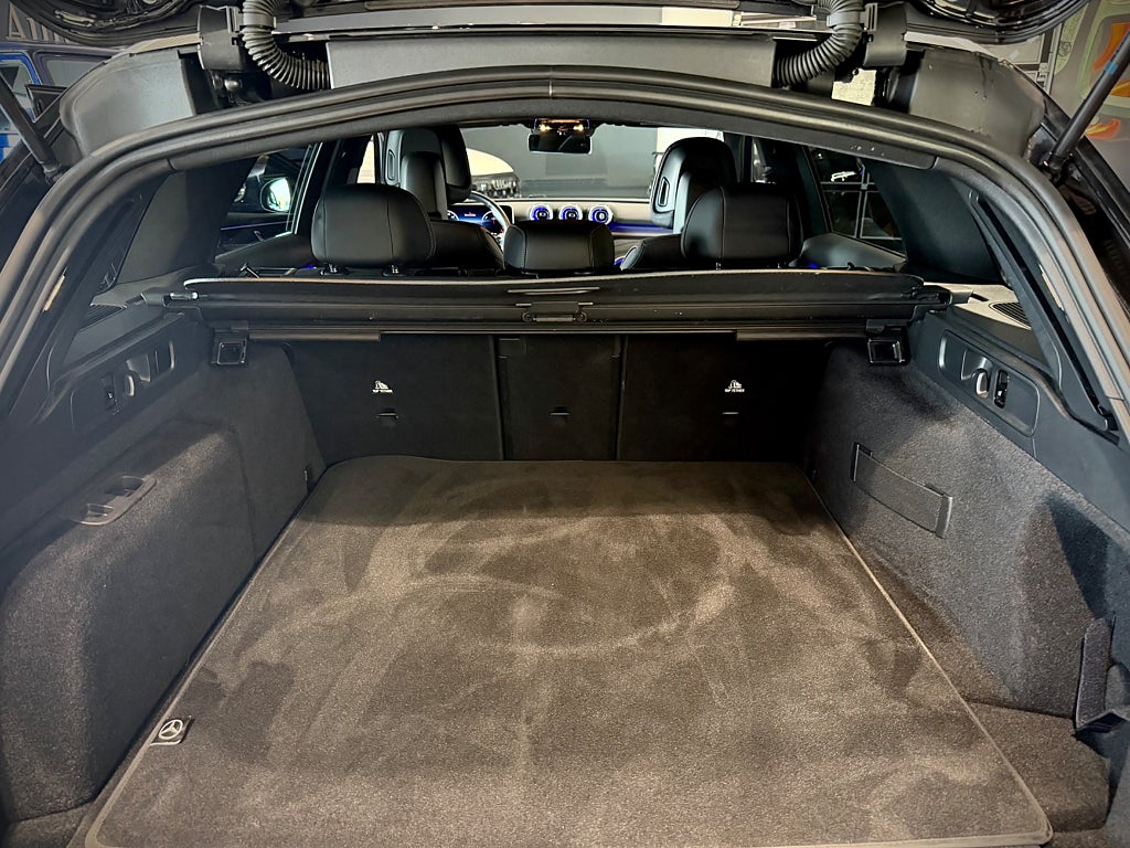 Mercedes-Benz C 300 e AMG Premium Drag Värmare Elstolar - bild 14