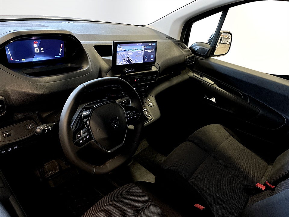 Bild på Peugeot Partner Plus 130hk Aut L1 - EDITION! SERVICE & V-HJUL INGÅR!